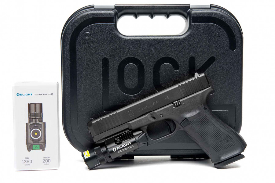 Glock 17 Gen 5 mit Olight Baldr Pro