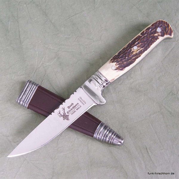 Jagdknicker mit Hirschhornschalen