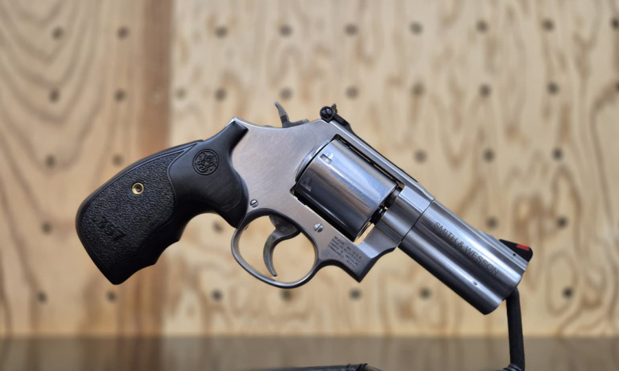 Smith & Wesson 686 3" PLUS sts